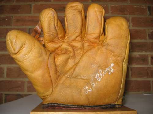 L G Chiozza Goldmsith G32 Front